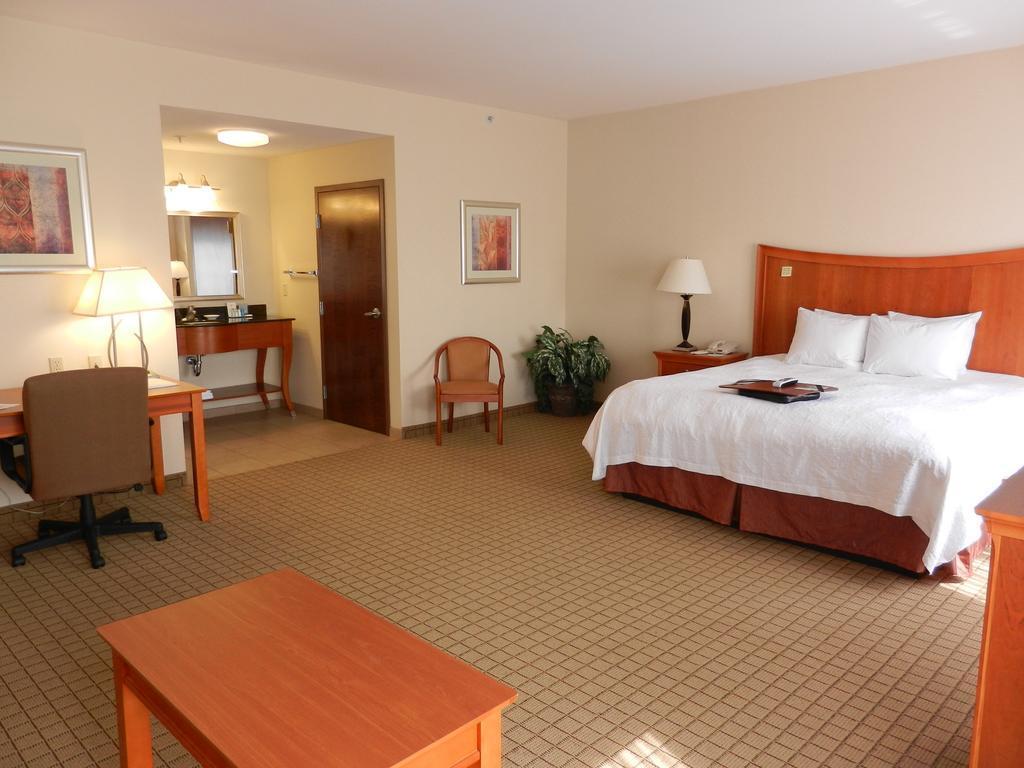 Hampton Inn Norco/Corona Ngoại thất bức ảnh